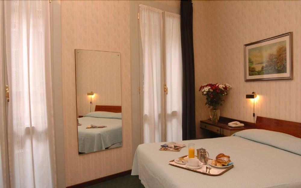 London Hotel Milaan Buitenkant foto